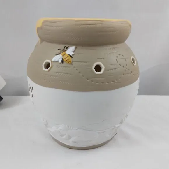 Scentsy Disney Winnie The Pooh Hunny Pot Ceramic Wax Warmer - Picture 8 of 10